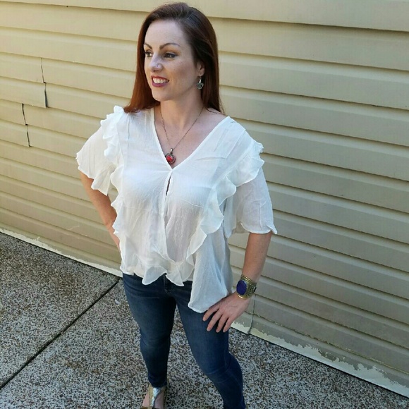Ivory Ruffle Top - Picture 2 of 4